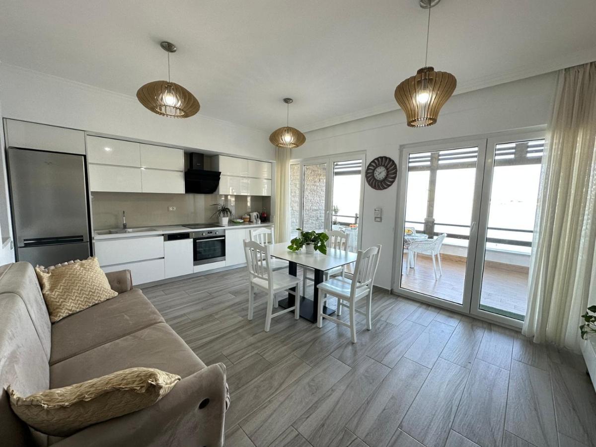 Home Aquamarine & Residence Вльора Екстер'єр фото