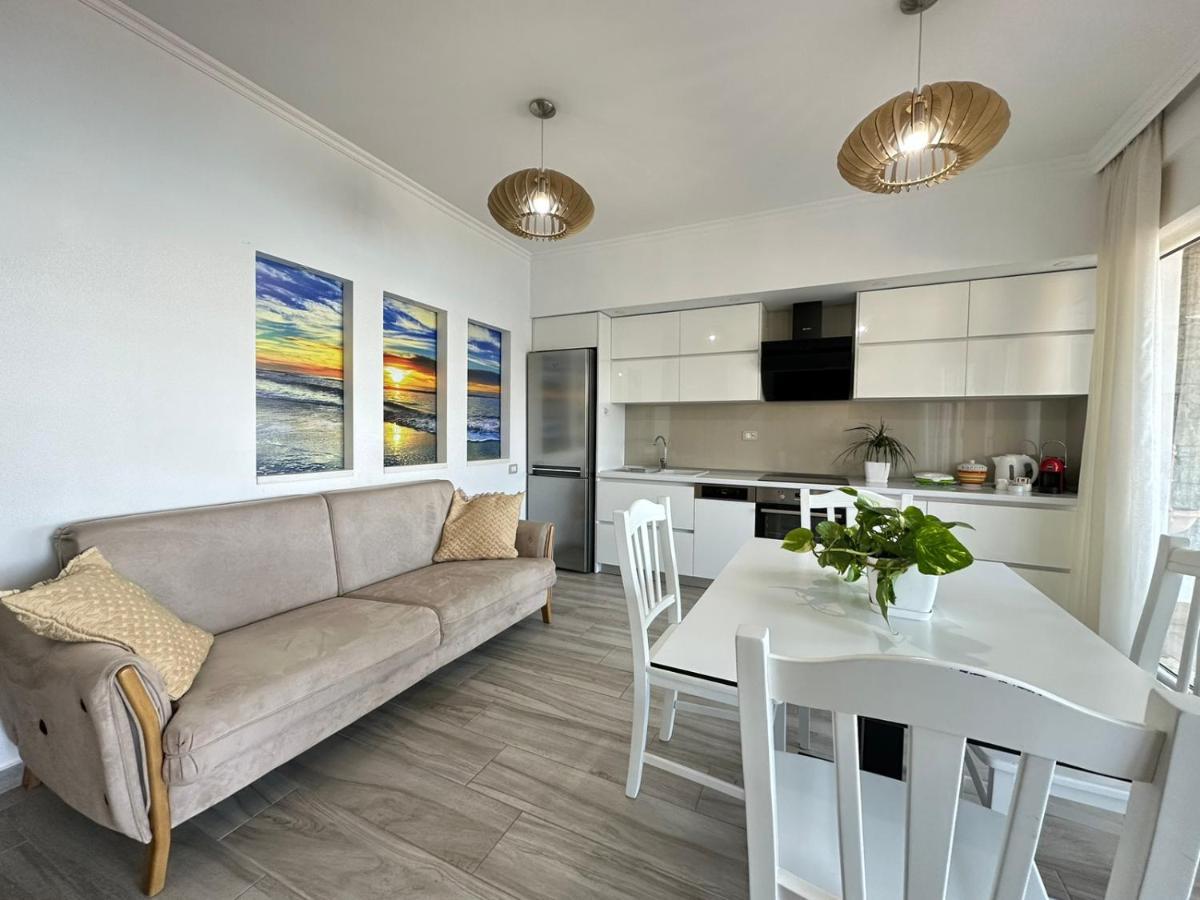Home Aquamarine & Residence Вльора Екстер'єр фото